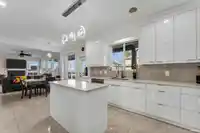 18011 63B AVENUE - thumbnail 11