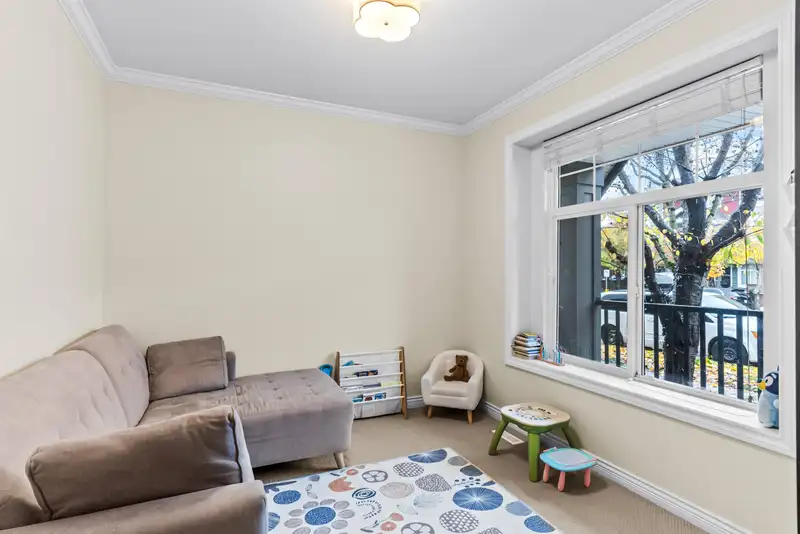 16428 60 AVENUE - photo 2 of 26