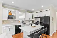 16428 60 AVENUE - thumbnail 4