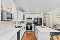 16428 60 AVENUE - thumbnail 5