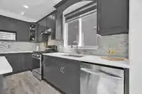 5653 148A STREET - thumbnail 8