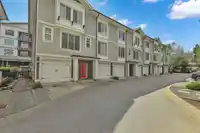 24 14499 64 AVENUE - thumbnail 4