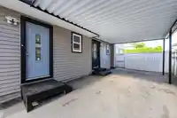 8902 142A STREET - thumbnail 3