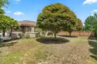 16715 104 AVENUE - thumbnail 2
