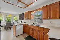 16715 104 AVENUE - thumbnail 9