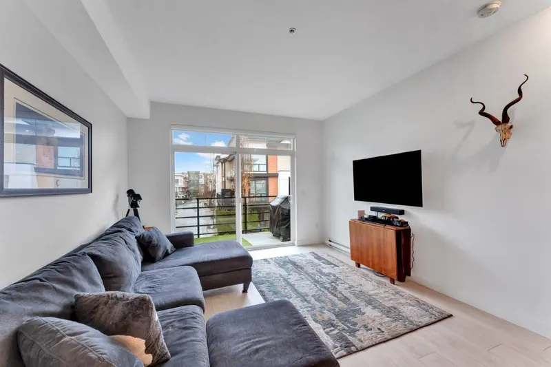 25 20857 77A AVENUE - photo 4 of 25