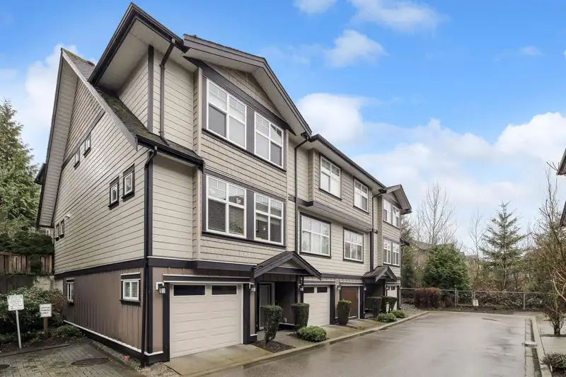 81 6350 142 STREET - photo 3 of 30