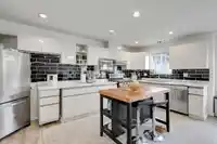 16123 86 AVENUE - thumbnail 2