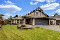 8518 165A STREET - thumbnail 3