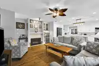 8518 165A STREET - thumbnail 22