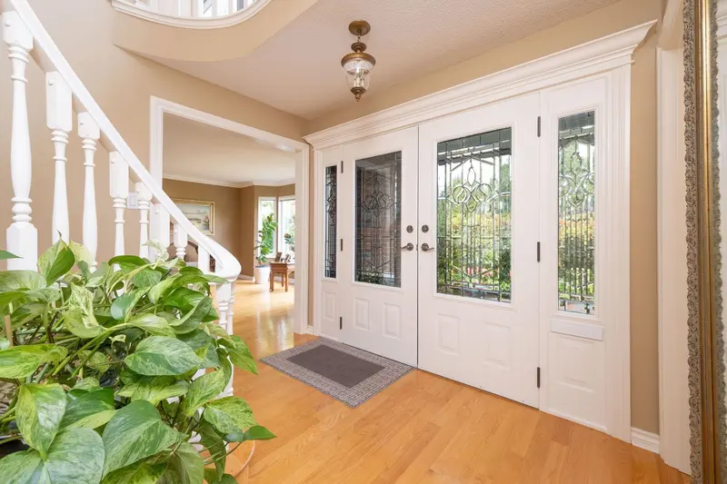 6350 BUCKINGHAM DRIVE - photo 2 of 25