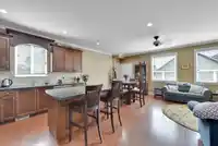 19180 70 AVENUE - thumbnail 1