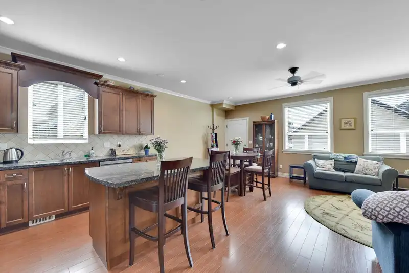 19180 70 AVENUE - photo 1 of 40