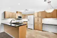 144 13888 70 AVENUE - thumbnail 12