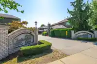 42 8560 162 STREET - thumbnail 2