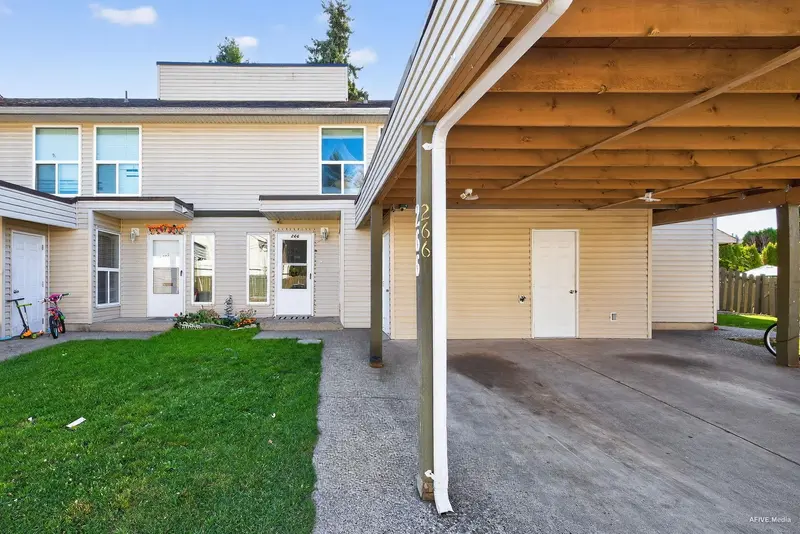 266 32550 MACLURE ROAD - photo 1 of 24