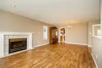 6118 175A STREET - thumbnail 11