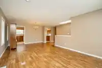 6118 175A STREET - thumbnail 10
