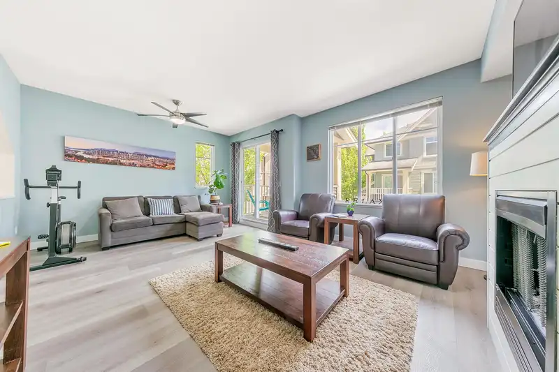 91 6575 192 STREET - photo 3 of 22