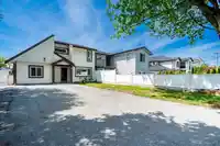 7295 130A STREET - thumbnail 4