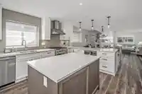 6238 191A STREET - thumbnail 10