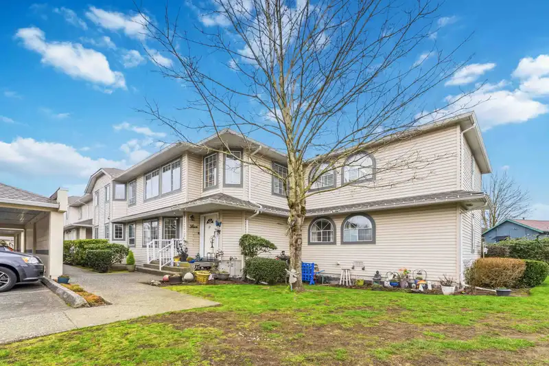 18 5750 174 STREET - photo 1 of 24