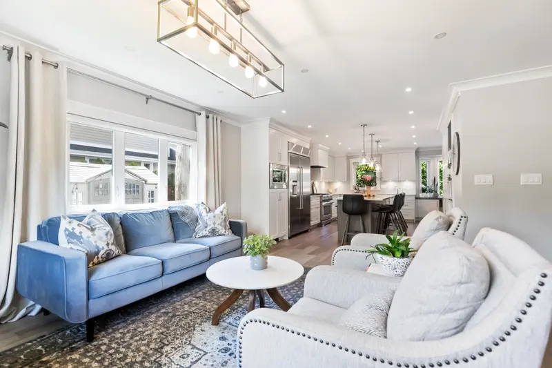 1964 158A STREET - photo 3 of 25