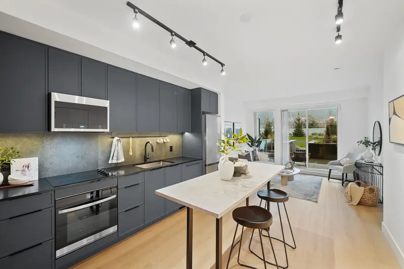 205 3055 MURRAY STREET - photo 1 of 22