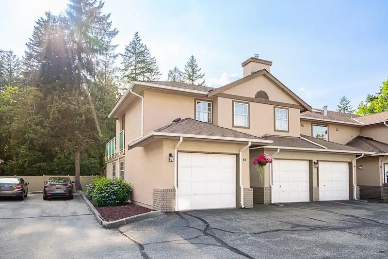 128 14861 98 AVENUE - photo 3 of 24