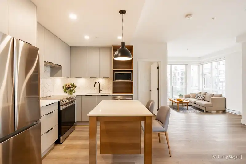 304 10778 138 STREET - photo 2 of 30