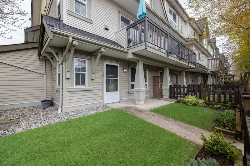 35 7155 189 STREET - photo 2 of 37