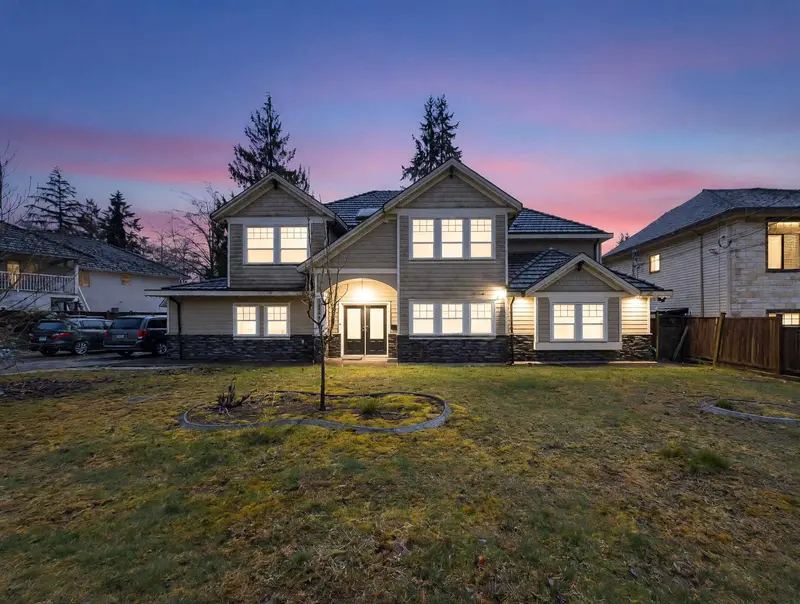 14906 92 AVENUE - photo 1 of 25