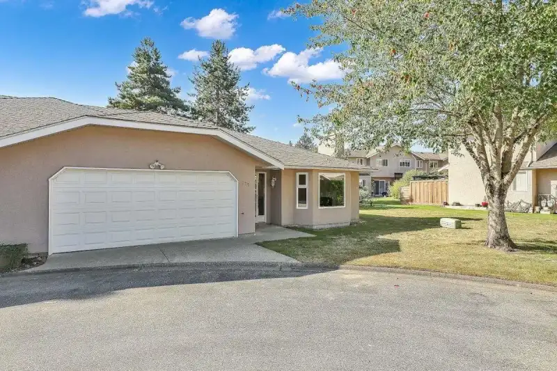 177 15501 89A AVENUE - photo 1 of 27