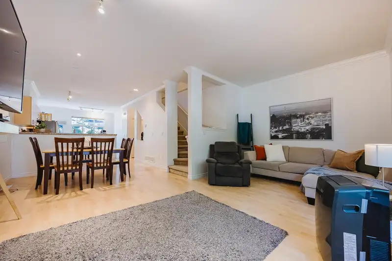 50 18839 69 AVENUE - photo 3 of 39