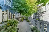 51 5858 142 STREET - thumbnail 2