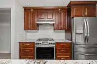 18319 54 AVENUE - thumbnail 11