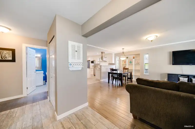 6034 174 STREET - photo 4 of 40