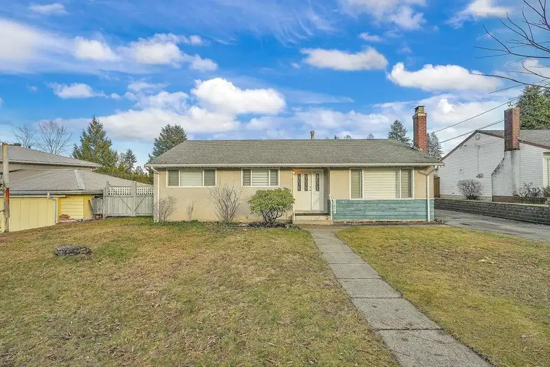 11070 WREN CRESCENT - photo 1 of 29