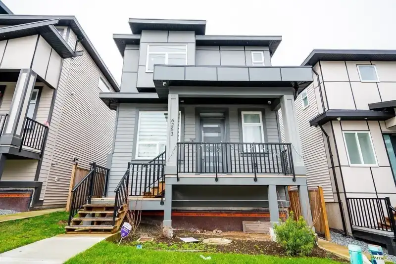 6253 148 STREET - photo 1 of 36