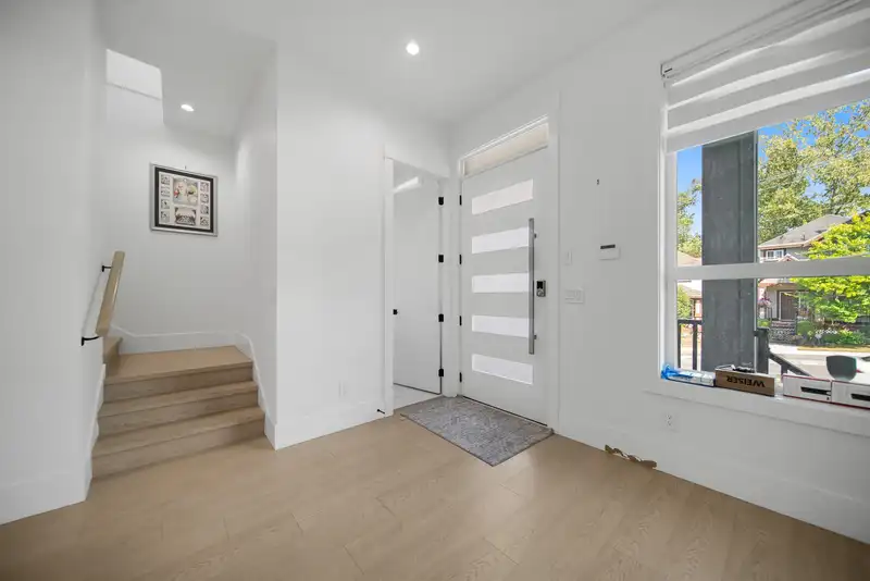 6253 148 STREET - photo 4 of 36
