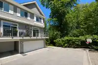 94 8168 136A STREET - thumbnail 34