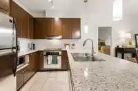 312 15322 101 AVENUE - thumbnail 11