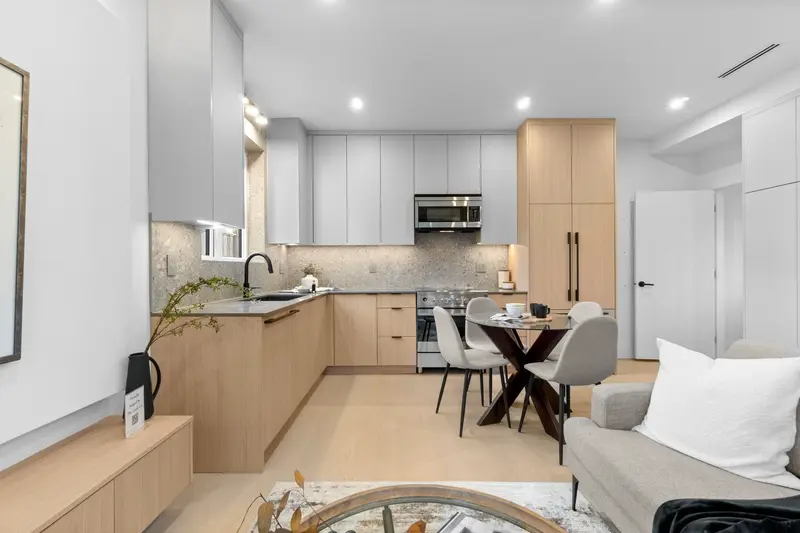 1947 E 13TH AVENUE - photo 3 of 17