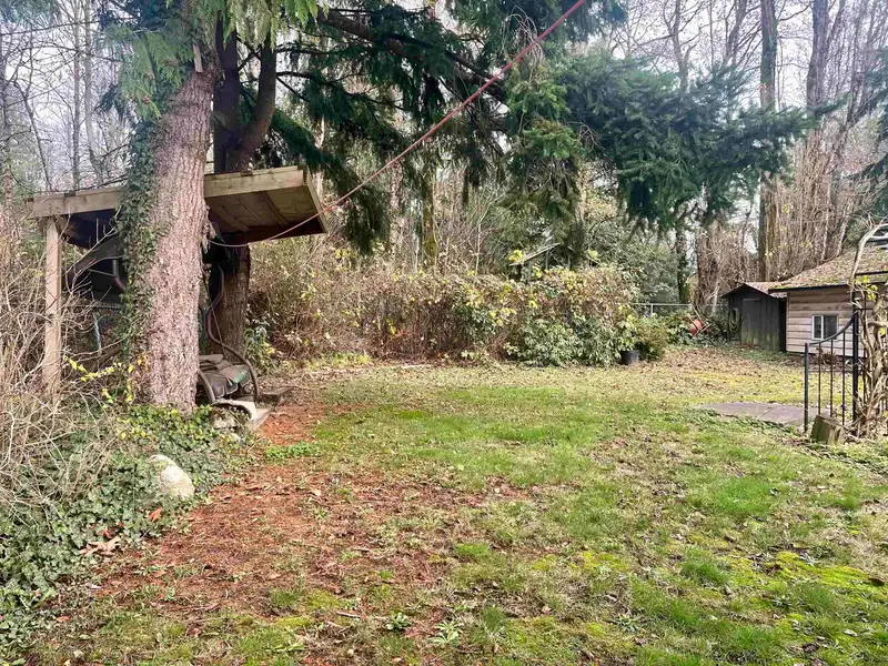 6682 148 STREET - photo 4 of 11