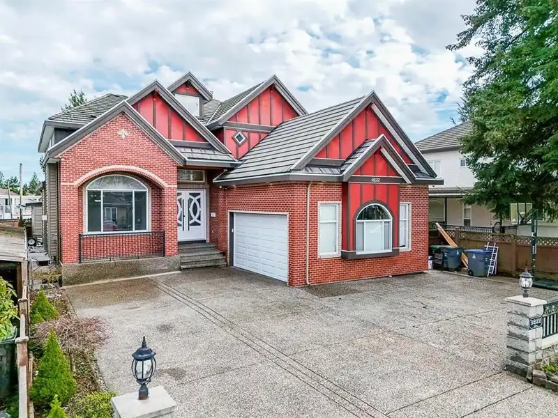 9222 125 STREET - photo 1 of 1