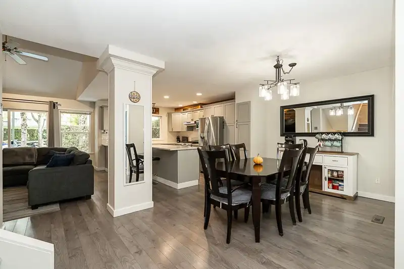 65 17097 64 AVENUE - photo 3 of 25