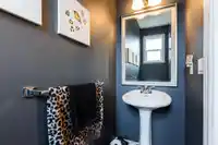 7016 179A SURREY STREET - thumbnail 13
