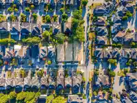 7787 147A STREET - thumbnail 23