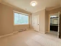 8018 155A STREET - thumbnail 18