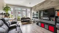 104 16488 64 AVENUE - thumbnail 1